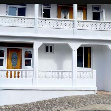 The Golden Inn Marigot Eksteriør bilde